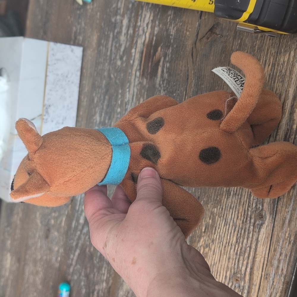 Vintage 90's Y2K Cartoon Network Scooby-Doo Plush Dog - Picture 3 of 7